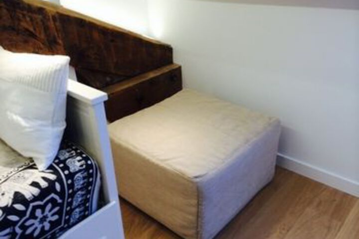 Room 45 of 63