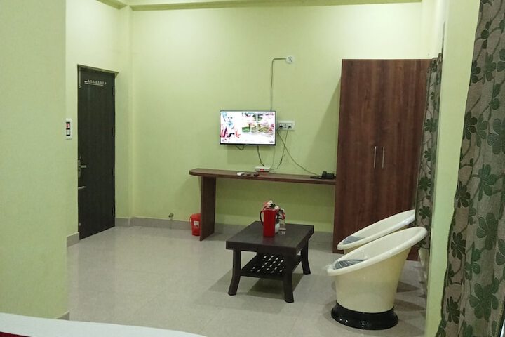 Room 13 of 44