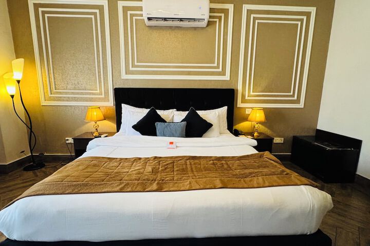 Room 44 of 67