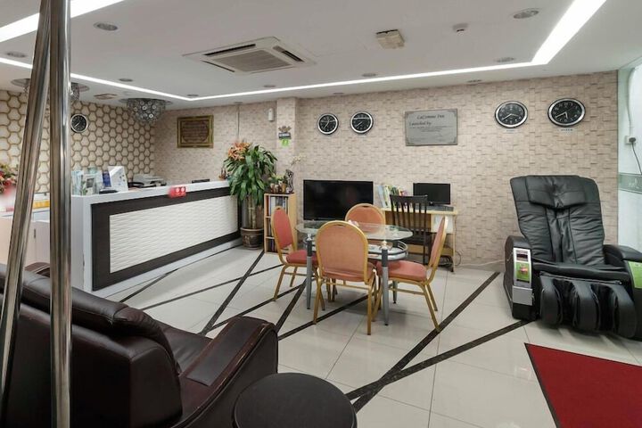 Hotel Lobby