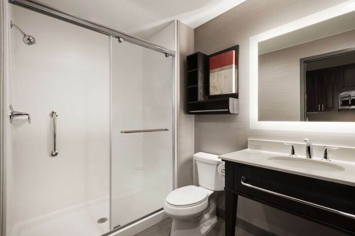 Bathroom shower