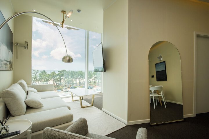 Room 119 of 224