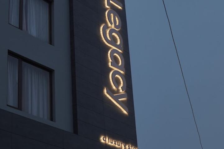 Hotel 6 of 6