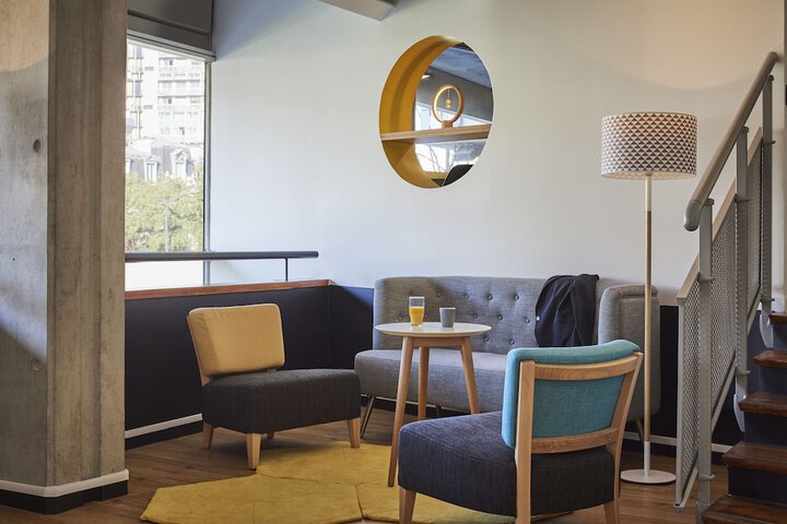 Guest Lobby