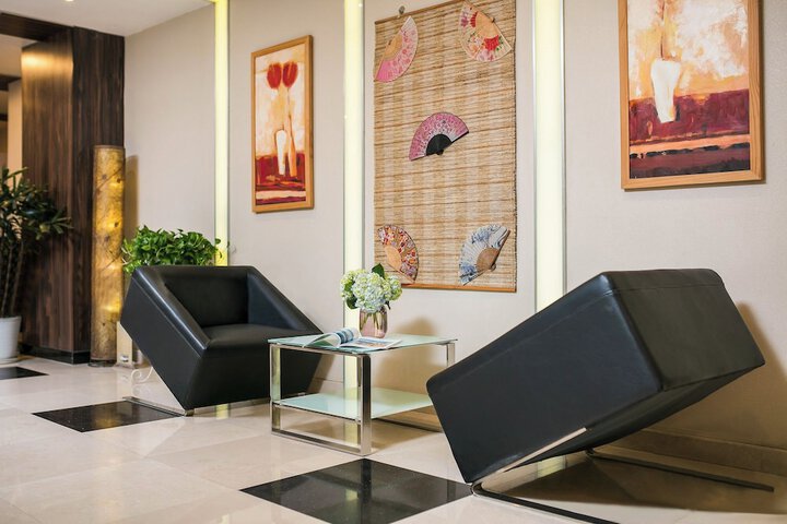 Hotel Interior 6 of 98