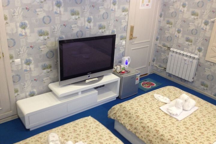 Room 14 of 28