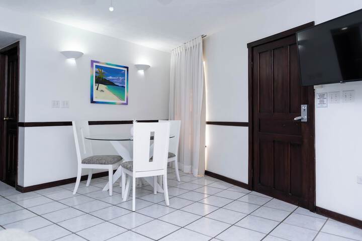 Room 54 of 270