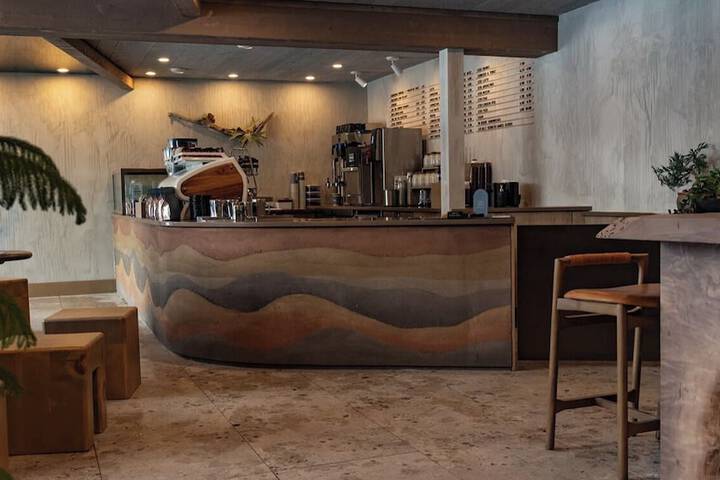 Coffee shop