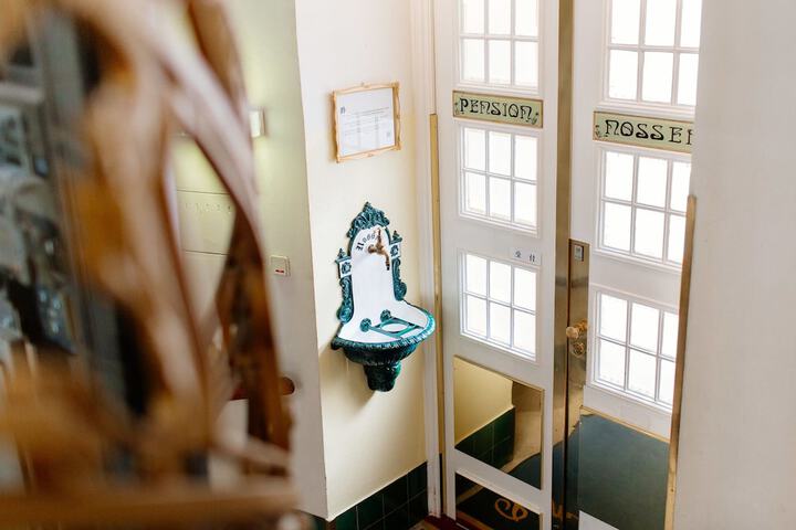 General 40 of 52
