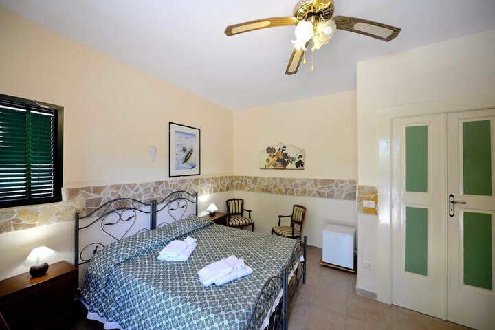 Room 20 of 73
