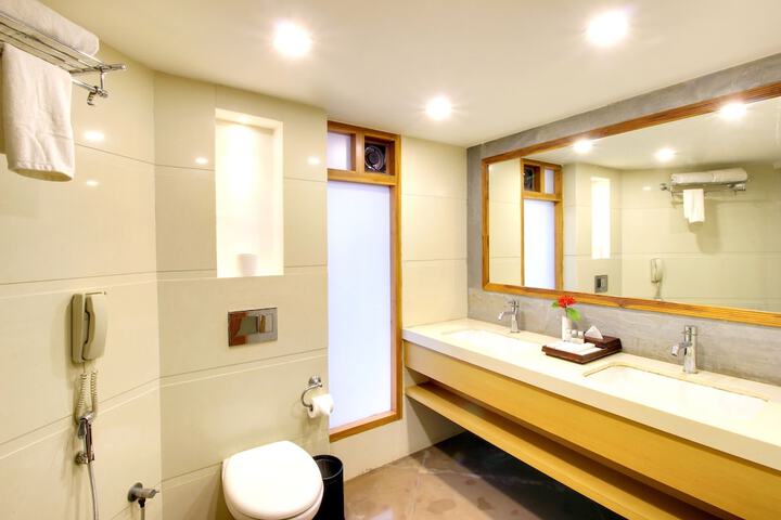 Room 16 of 55