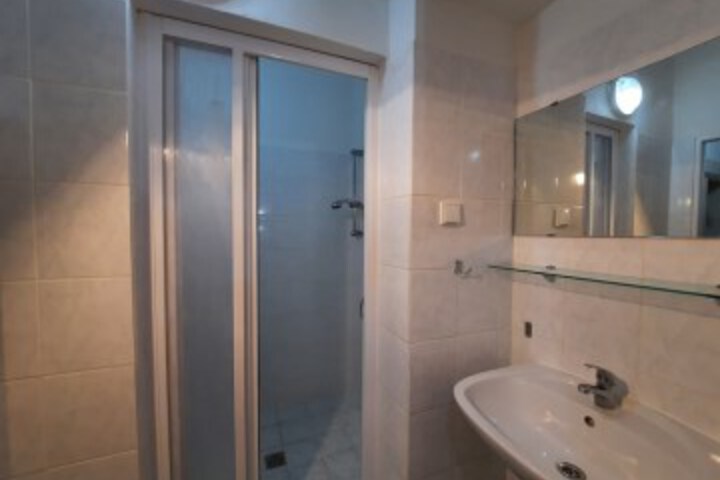 Room 40 of 52