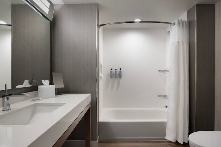 Room 15 of 41