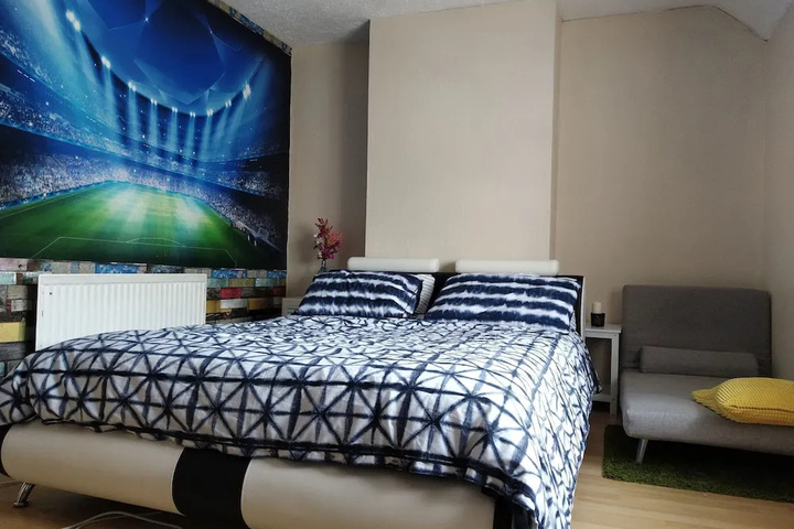 Room 4 of 14