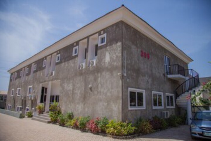 Hotel 9 of 34