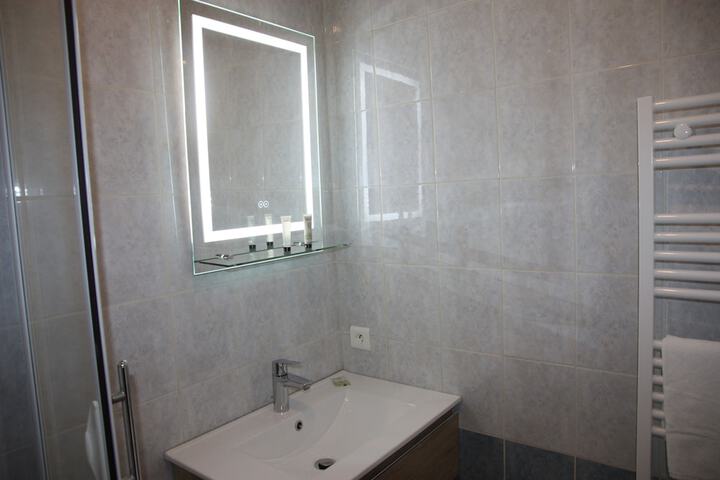 Room 45 of 50