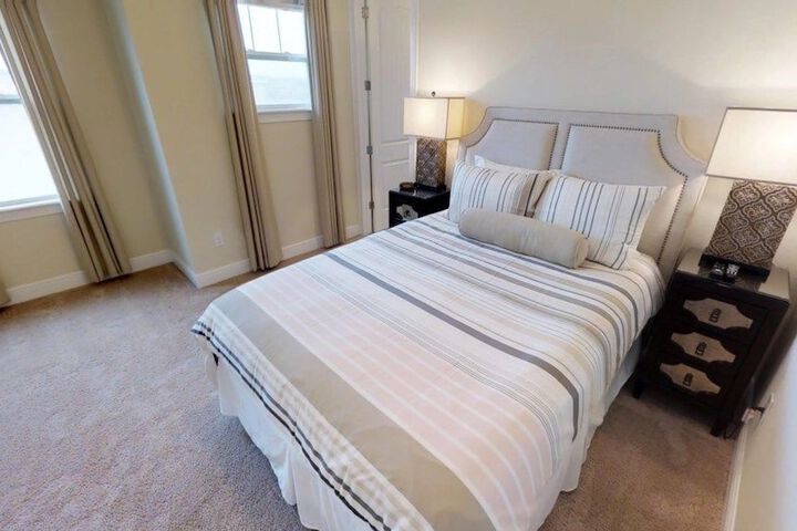 Room 3 of 48