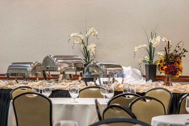 Banquet hall