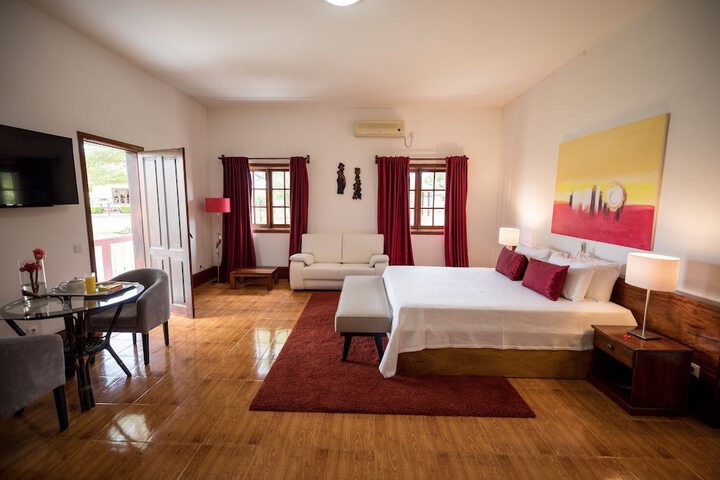 Room 10 of 60