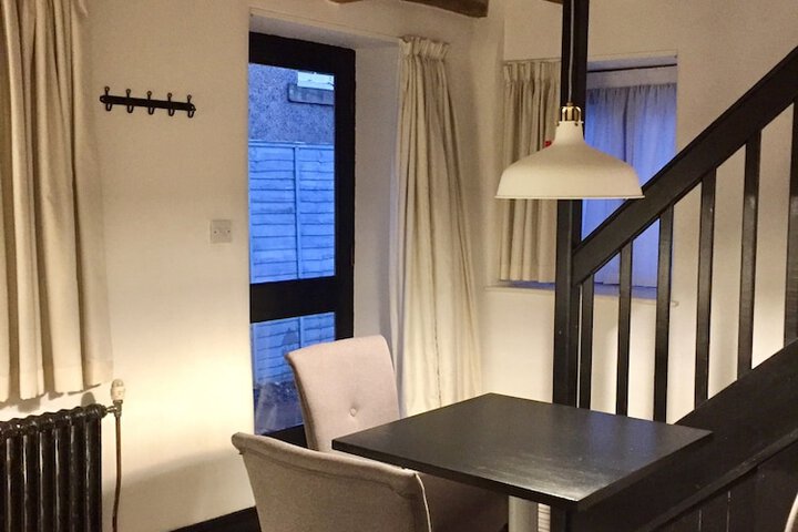 Room 18 of 25