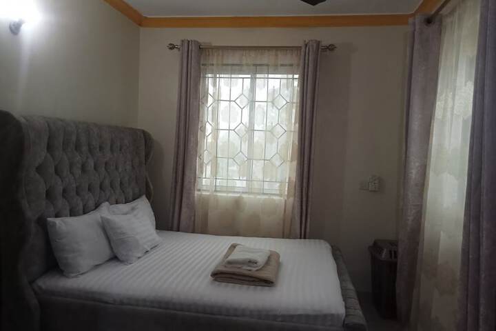 Room 17 of 43