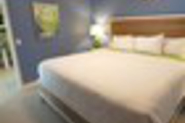 Room 26 of 279
