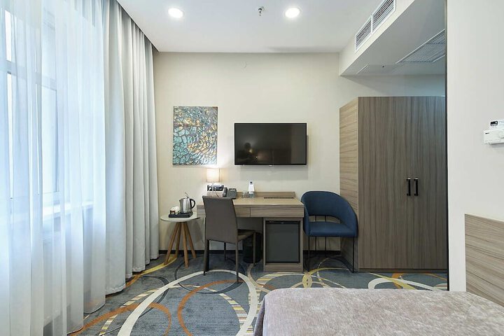 Room 48 of 124