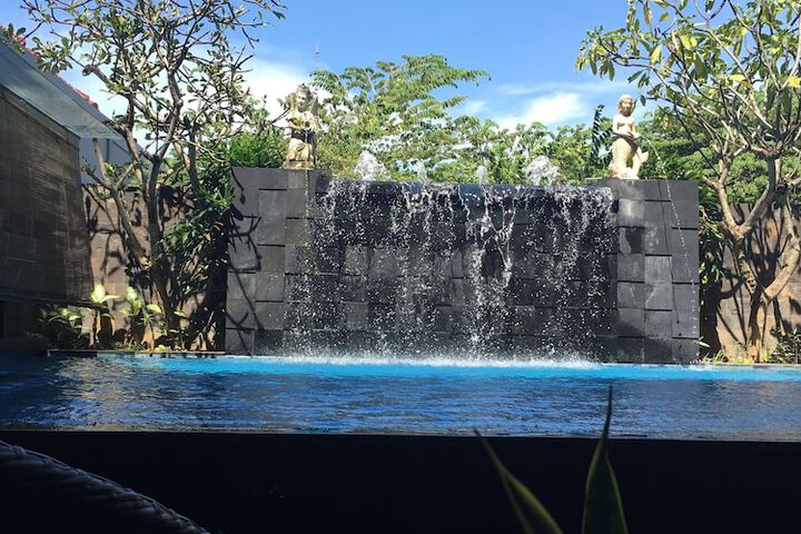 Pool 14 of 22