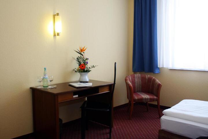 Photo 13