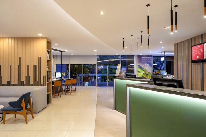 ibis Bangkok Sathorn in Bangkok