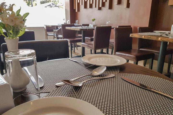 Dining 51 of 71