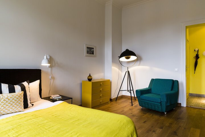 Room 16 of 99