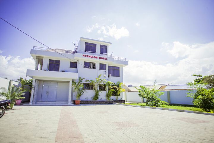 B10 Airport Lodge in Dar es Salaam