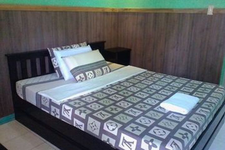 Room 17 of 20