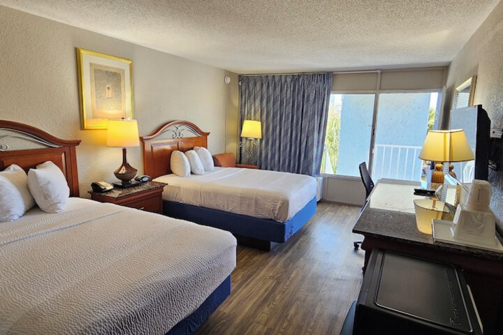 Room 15 of 47