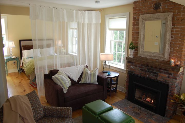 Room 4 of 43
