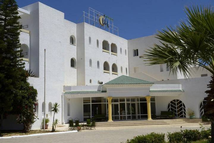 Hotel 33 of 34