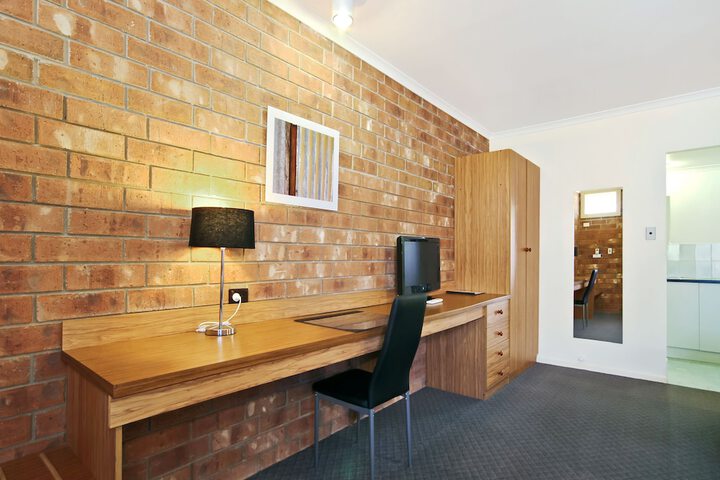 Room 6 of 46