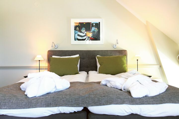 Room 3 of 45