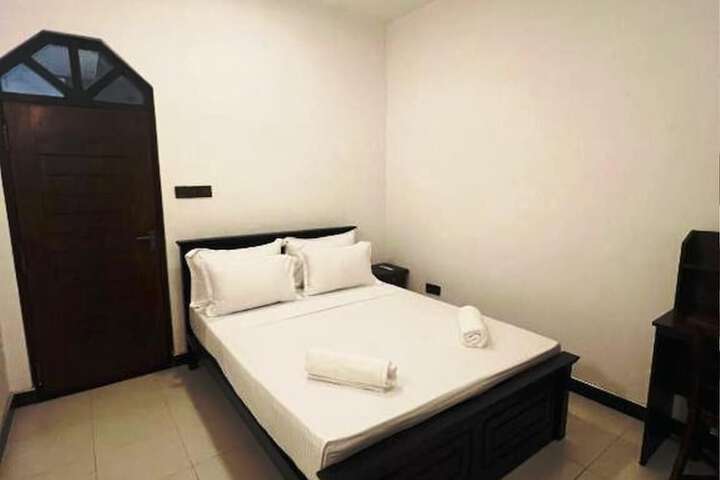 Room 2 of 59