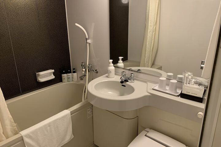 Room 26 of 52