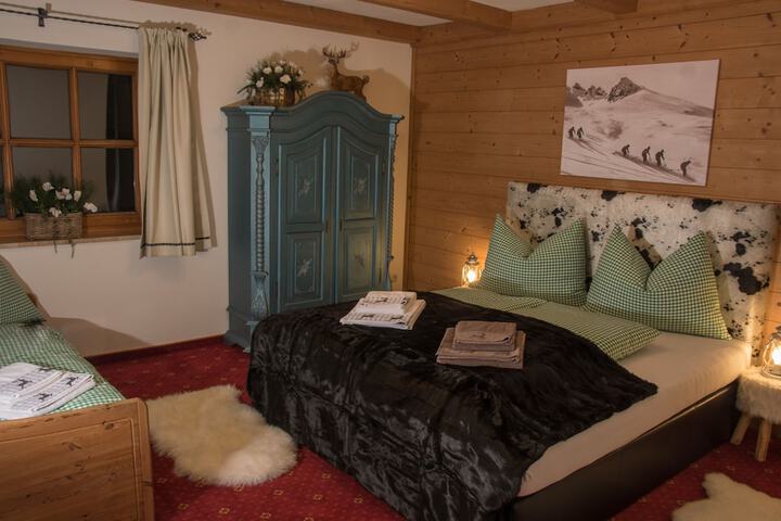 Room 6 of 71