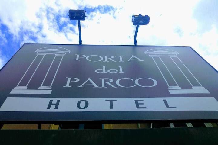 Hotel 31 of 32