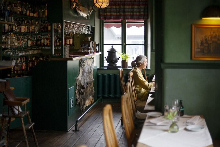 Dining 57 of 74