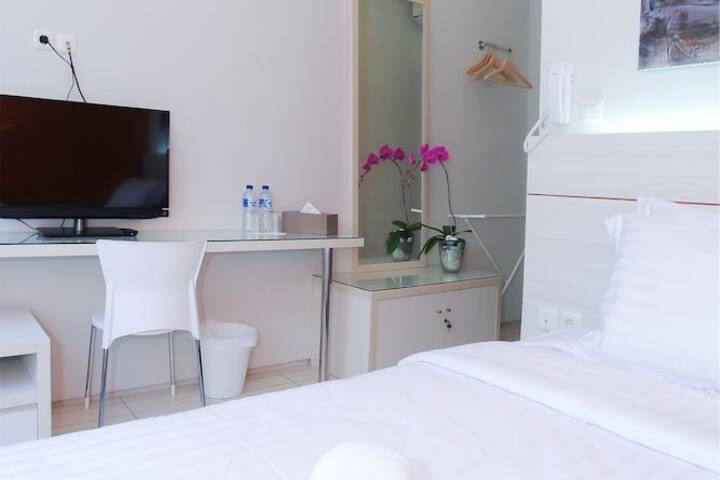 Room 5 of 31