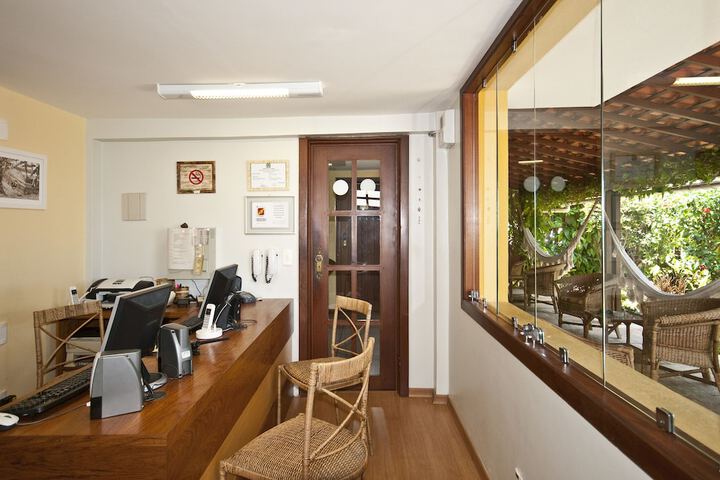 Reception hall