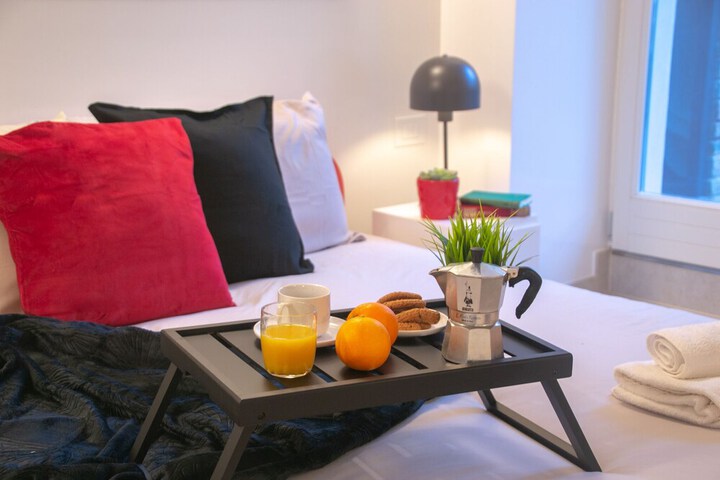 Room 5 of 20