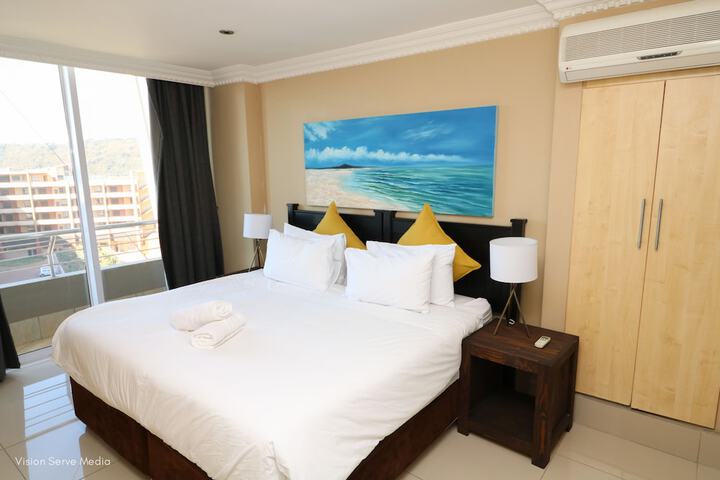 Room 8 of 36