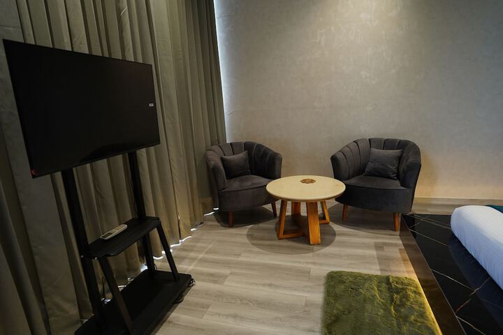 Room 13 of 58