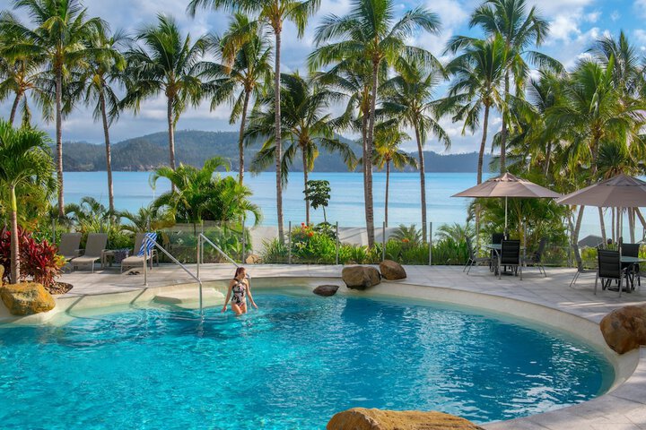 Pool Hotel